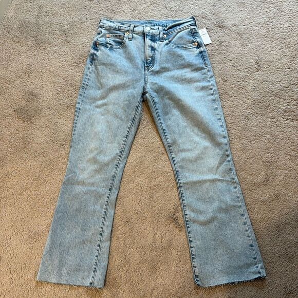 NWT Gap Kick Fit High Rise Size 27 / 4R - Picture 1 of 13